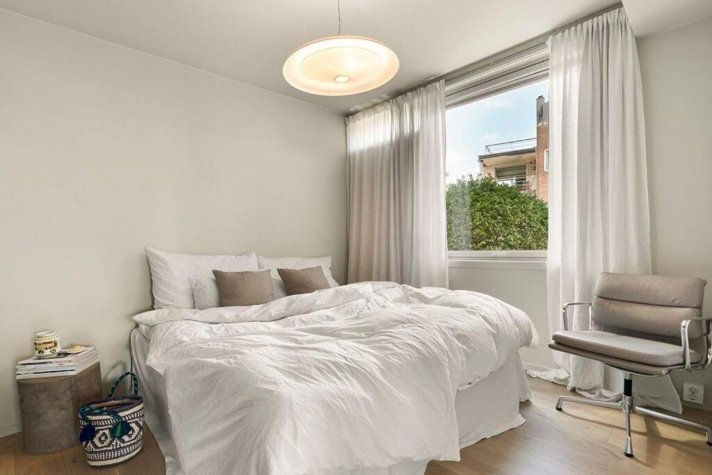 Modern & Spacious Apartment! In